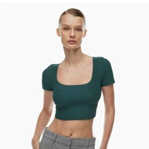 Aritzia Babaton Sculpt Square Neck Crop Top